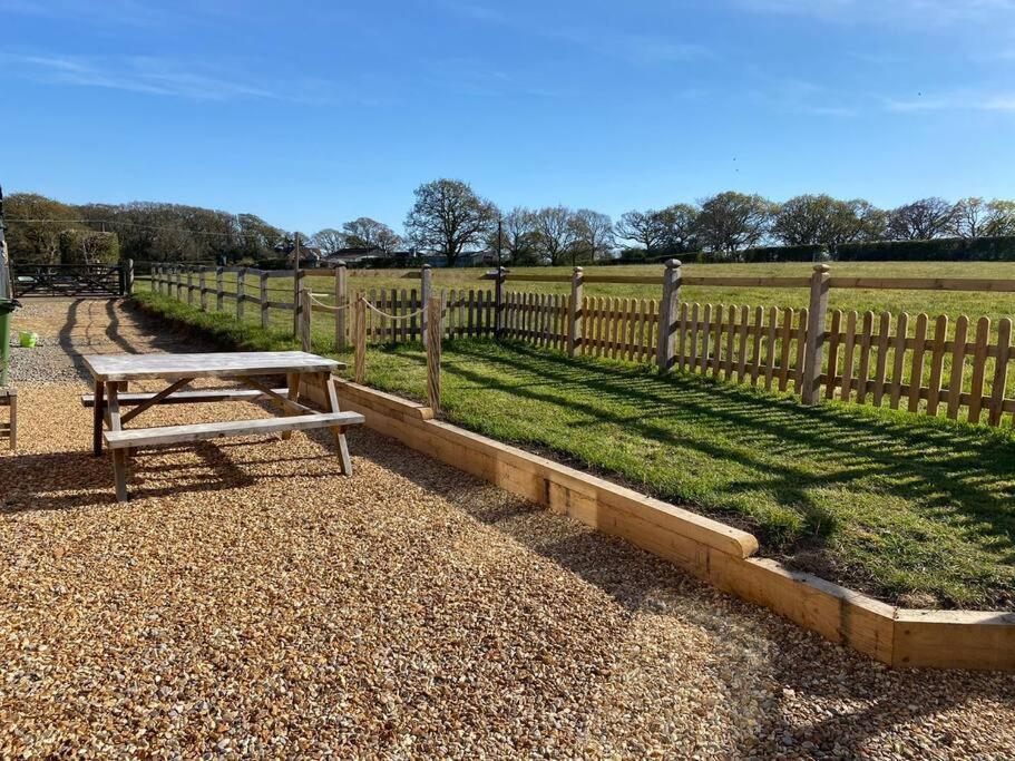 Villa Beautiful Rural Self Contained Farm Annex Hordle Exterior foto